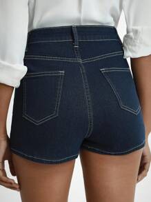 Daynim 女式休闲前扣牛仔短裤 - 深色水洗藍 - 查看 2