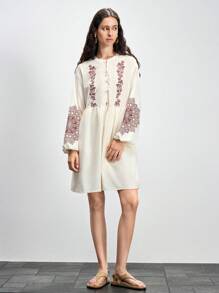 Lumivelle Đầm nữ cổ tròn hở phía trước thêu ren tay dài mới về Quần áo mùa thu cho trường đại học - Màu be - Xem 5