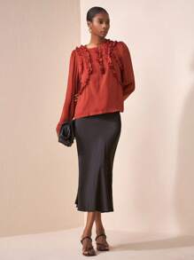 Zivah 2025夏季新款，适合生日派对、返校、校园风、学生装、日常出行、百搭基础款、休闲、度假、邮轮旅行、海滩、日光浴、时尚、街头风、优雅、通勤、商务休闲等场合。圆领长袖，正面荷叶边装饰，喇叭袖，砖红色竖条纹纹理面料，前片有衬里，半透明材质，女士夏季衬衫。 - 紅木色 - 查看 6