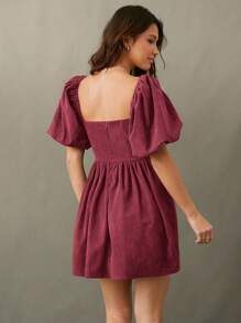 WESTFADE 牛仔灯芯绒方领扇贝边短款泡泡袖娃娃裙迷你连衣裙 - 紅色 - 查看 2