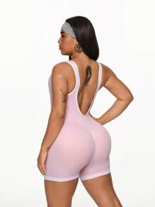 Gameset SHEIN Sport Plus-Size Women's Pink Sleeveless Romper With Shorts, Featuring An Open-Back Design, Hip-Lifting And Tummy-Control Effect, And Moisture-Wicking Fabric-Perfect For Outdoor Sports And Everyday Wear Pink Sweatpants