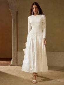 MOTF PREMIUM VESTIDO FORMAL BORDADO CON ENCAJE