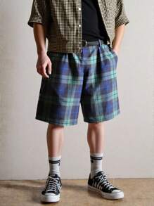 ROMWE MEN Street Life Men's Casual Loose Fit Plaid Shorts - Green - View 1