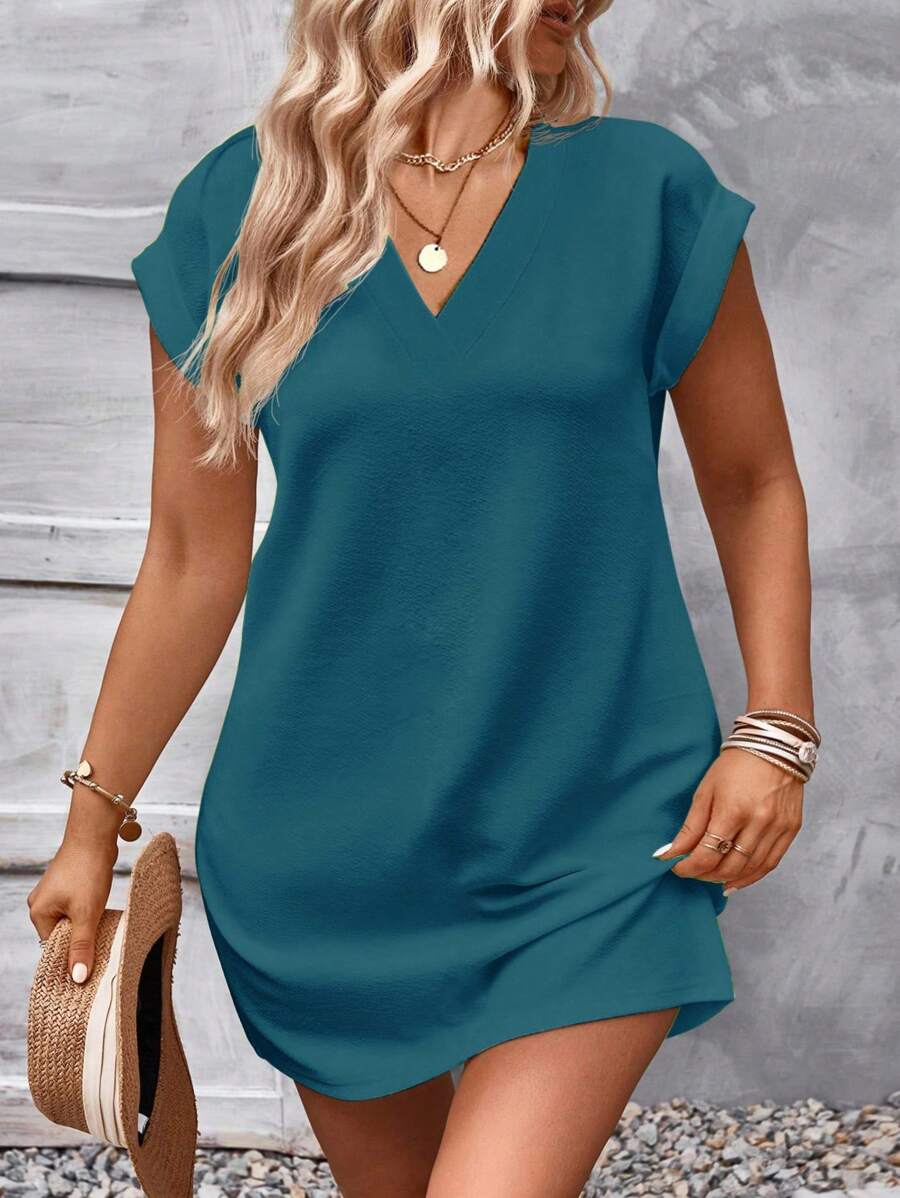 EMERY ROSE Plus Size Casual Solid Color Short Sleeve Dress