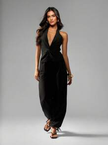 MISSGUIDED Élégant Top sans manches à col ras-du-cou torsadé, idéal pour les soirées, les fêtes, les sorties d'été et les occasions spéciales - Noir - Voir 3