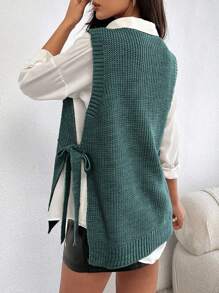 EURMUSE Round Neck Sleeveless Sweater With Pearls - Dark Green - View 2