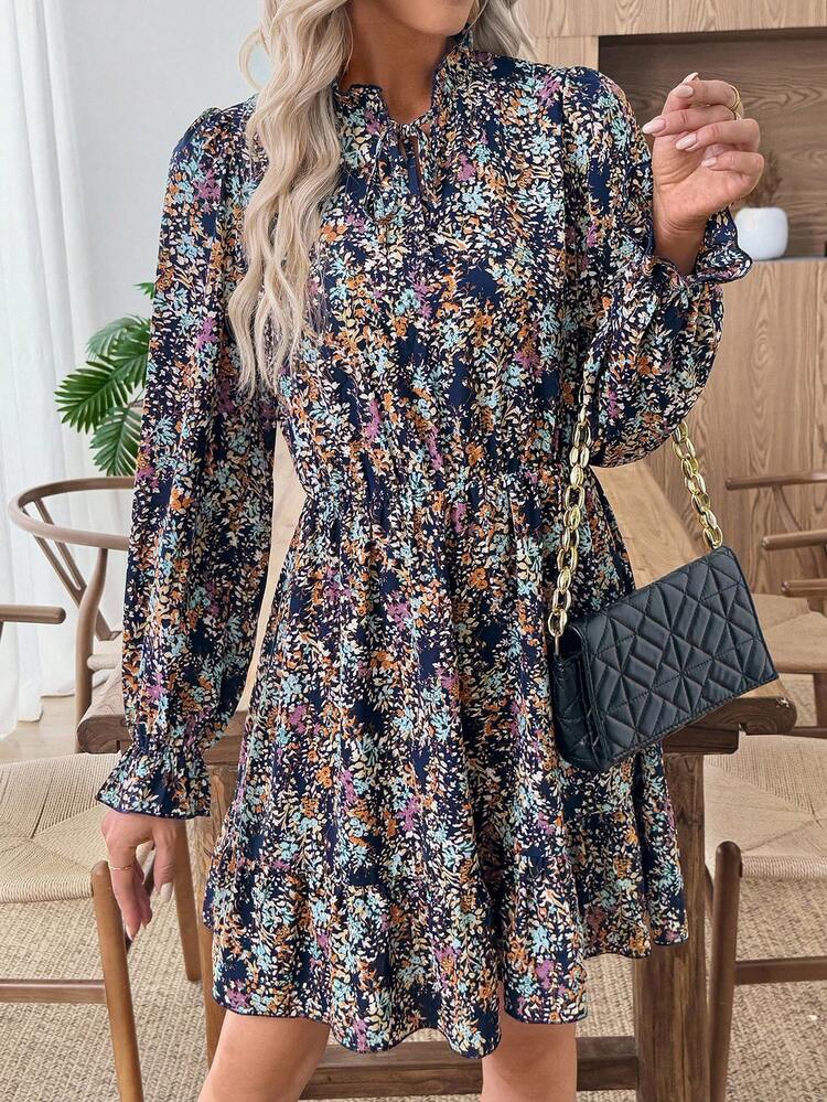 Women's Floral V-Neck Long-Sleeved Short Dress, Vacation Style Autumn Floral Dress, Wildflower Dress, Autumn Women's Clothing, Women's Dress, Women's Casual Dress, Outing Outfit, Dress For Going Out