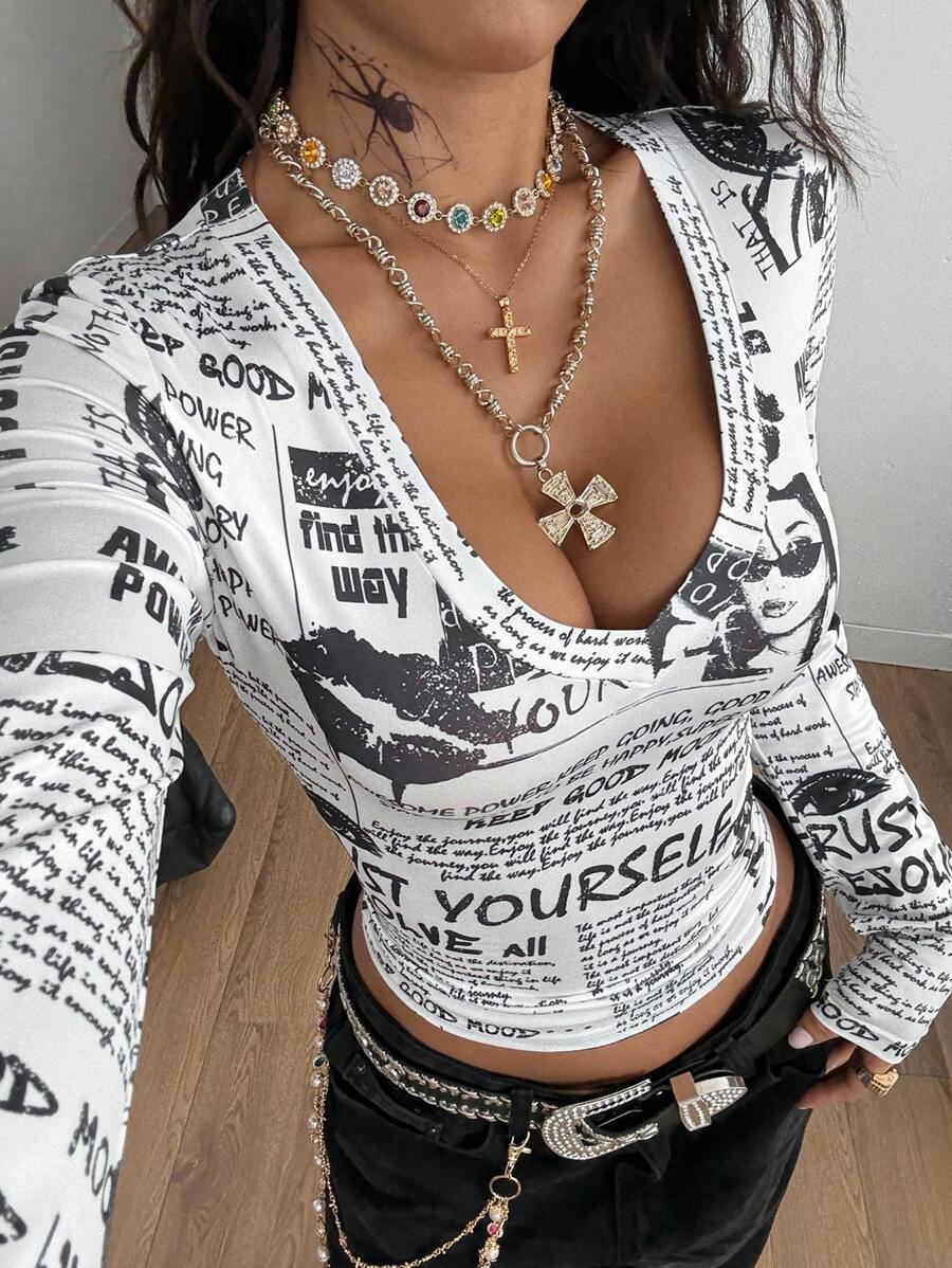 Coolane 女款 Y2K 街头风树枝图案紧身 V 领 T 恤 - 黑與白 - 查看 1