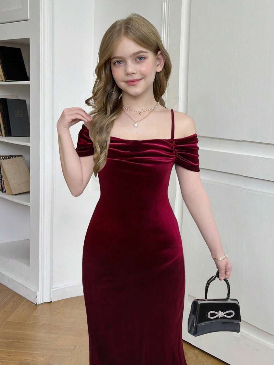 SHEIN Serisse Kids 少女优雅纯色酒红色露肩荷叶袖修身美人鱼长裙，圣诞礼服，化装舞会礼服，红色连衣裙，仙女裙，圣诞派对礼服