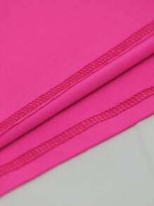 Maweii Áo sơ mi nữ cổ tròn tay ngắn thời trang với họa tiết tinh tế và logo "K" đẹp mắt, làm từ áo phông cổ tròn thoải mái, thích hợp mặc hàng ngày vào mùa xuân và mùa hè - Màu Hồng Tươi - Xem 3