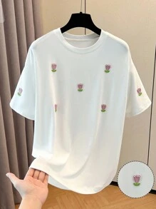 SHEIN LUNE 女士优雅时尚 3D 花卉刺绣珍珠装饰 T 恤，休闲日常穿着 - 白色 - 查看 1