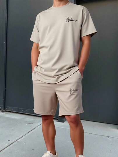 SHEIN 2pcs/Set Teen Boys` Casual Versatile Comfortable High Cost-Effective Letter Print Short Sleeve T-Shirt And Shorts, Urban Casual Style
