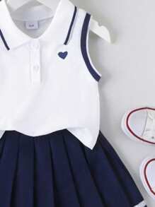 SHEIN Genkimix Kids 2pcs Set Young Girl School Style Heart Print Lapel Sleeveless Top And Pleated Skirt With Ribbon Trim, Suitable For Summer Back To School Season