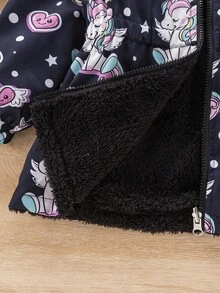 SHEIN 年轻女孩冬季连帽独角兽数码印花束腰保暖内衬双面休闲夹克 - 彩色 - 查看 7