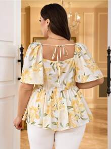 Modelyn Plus Size Women Floral Print Plunging Neck Short Sleeve Fashion Blouse - Multicolor - View 2