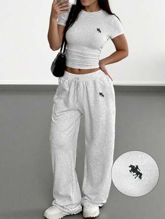 SHEIN EZwear 2pcs Plus Size Women Grey Embroidered Logo Casual Set, Spring/Summer, Sweatpants Set,CasualSummer Outfits For Women,Club Outfits Women,Beach Vacation Outfits,Two Piece Set Women 2 Piece Lounge Sets Woman Wide Leg Sweatpants