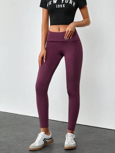 EURMUSE Athletic Leggings, High-Waisted Design, Compression Fit, Workout Wear, Performance Fabric, Moisture-Wicking Material, Yoga Pants, Fitness Apparel, Athletic Wear, Stretchy Material, Seamless Design, Exercise Clothing, Sport Tights, Active Wear, Body-Contouring, Gym Essential, Modern Athletic Style, Training Gear, Athleisure Fashion, Comfortable Fit