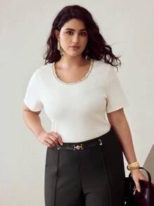 MOTF PREMIUM PLUS SIZE CONTRAST BEADED TRIM SHORT SLEEVE TEE - White - View 5