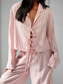 MISSGUIDED 条纹缎面睡衣套装，阔腿裤，抽绳前襟衬衫，家居睡衣，节日礼物，配套眼罩，舒适夜间睡眠服，秋季服装 - 粉色 - 查看 4