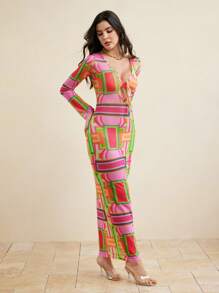 Abeille Creations Váy maxi dài tay cổ chữ V thấp in họa tiết hình học trừu tượng nhiều màu - Nhiều màu - Xem 7