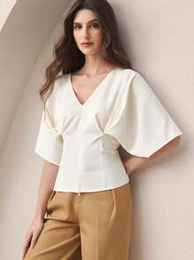 BizChic 2025 年夏季新品女士休闲商务优雅连衣裙，适合海滩度假、婚礼宾客、乡村音乐节、早午餐、机场，90 年代复古斯德哥尔摩风格，极简主义美国独立精神，修腰白色衬衫 - 米色 - 查看 2