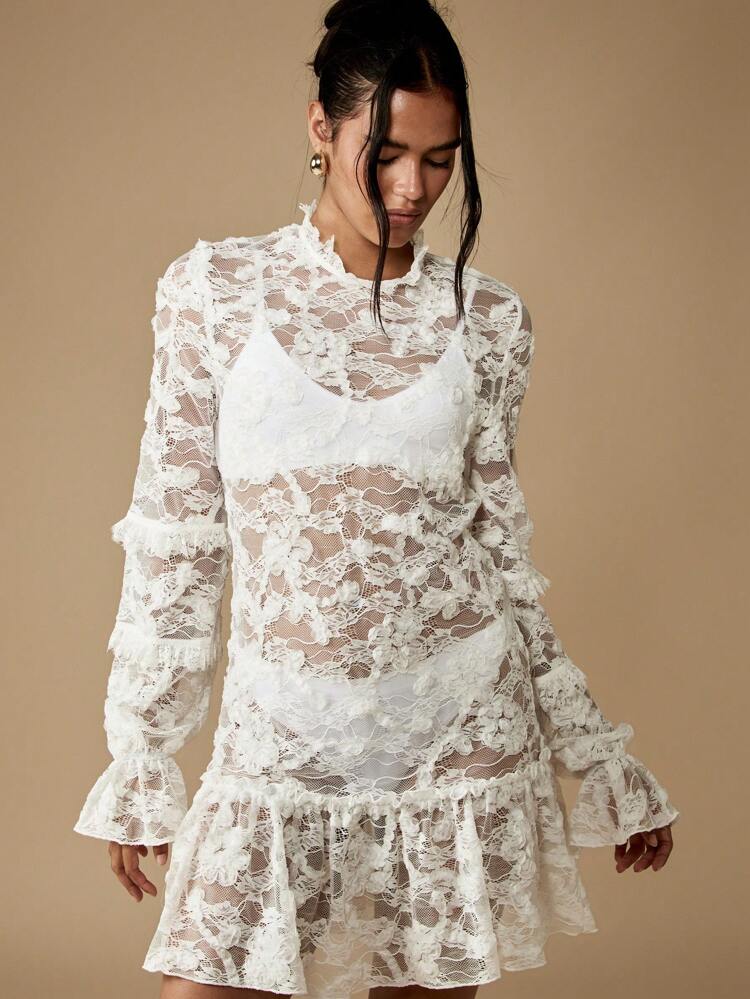 MISSGUIDED Abito mini con volant e pizzo, manica lunga, stile vittoriano, adatto per ricevimento di nozze, luna di miele, festa serale, occasioni speciali, damigella d'onore
