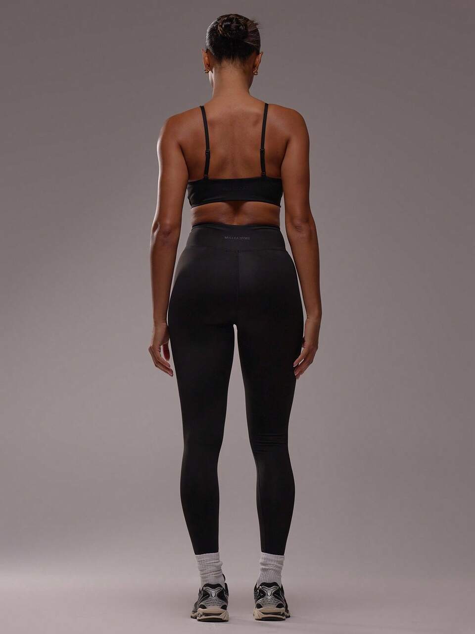Active Twist Front V Neck S Bra High Waist V Detail Waistband Gym Leggings Co-Ord Set Seamless Workout Gym-Wear Gym Fitness Summer