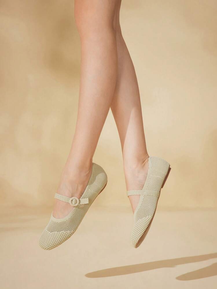 CUCCOO BASICS Women's Comfortable Versatile Hollow Out Breathable Stylish Flat Mary Jane Ballet Flats