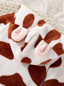 新生儿简约时尚可爱波尔卡圆点长袖连帽羊毛连体睡衣