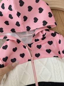 SHEIN Babygirl Fashion Design Cute Color Matching Girl Heart Pattern Textured Fabric Hooded Jacket, Comfortable And Soft Fabric Cares For Baby's Skin, Warm And Practical, Suitable For Autumn And Winter, Is The First Choice For Mothers Shopping, Versatile - Multicolor - View 4