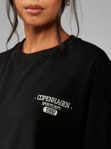 MISSGUIDED Áo thun thể thao Copenhagen cỡ lớn, phong cách cổ điển, thẩm mỹ, thời trang đường phố, in họa tiết trường học, tay ngắn, chất liệu cotton, áo thun thường ngày cơ bản - màu đen - Xem 5