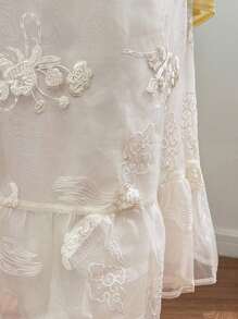 SHEIN LUNE Plus Size Elegant Flower Embroidery Mesh Skirt, Summer Gauze Clothing Women Yellow Sheer Top White Embroidered Vacation Outfits Woman Elegant Dresses For Women Teacher Outfits For Women White Outfits For Women Streetwear Korean Style Kawaii Fall Women Clothes Back To School Clothes Streetwear Vintage Old Money - White - View 8
