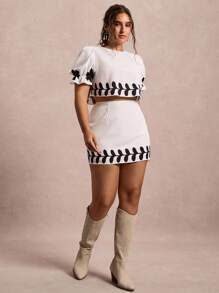 Freevana 大码女式节日花卉印花泡泡袖上衣和迷你裙两件套 - 白色 - 查看 4