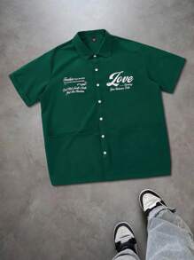 Manfinity Roghcode Áo sơ mi nam tay ngắn thời trang đi làm thường ngày, thiết kế túi, phong cách và thiết thực, dáng rộng, đa năng, thích hợp cho việc đi làm hàng ngày, hoạt động ngoài trời, trường học, quà tặng ngày lễ Áo sơ mi nam màu xanh lá cây Áo sơ mi nam tay ngắn Áo sơ mi nam dáng hộp Áo sơ mi nam mặc đường phố Áo sơ mi xanh lá cây có túi Áo sơ mi nam tay ngắn Áo sơ mi nam mặc đường phố Áo sơ mi họa tiết Áo sơ mi in - màu xanh lá - Xem 2