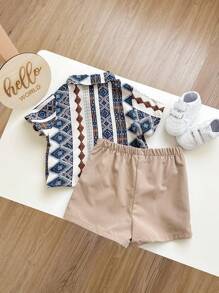 Baby Boy/Girl 2pcs Casual Retro Pattern Print Short Sleeve Shirt With Solid Color Shorts, Comfortable And Stylish Outfit