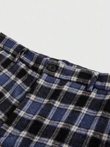 ROMWE MEN Prep 男士格子刺绣休闲及膝短裤 - 彩色 - 查看 4