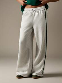 MISSGUIDED Lounge Wide Leg Track And Field Classic Drawstring Stripe Side Sweatpants Varsity Retro Style Fall Winter Loungewear Athleisure Jogger Bottoms - Light Grey - View 5