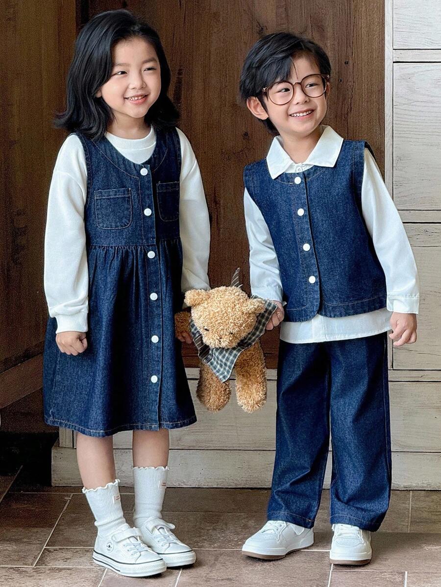 Genkimix Kids 2 pezzi Set di Vestito Salopette in Jeans e Maglietta Bianca a Maniche Lunghe per Ragazze, Abbigliamento per il Ritorno a Scuola, Divisa Scolastica, Outfit per il Ritorno a Scuola dei Bambini - Blu Navy - Visualizzare 1