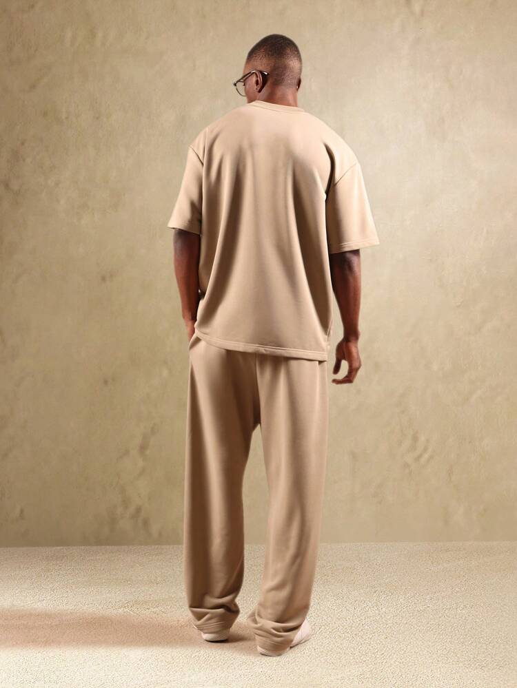 T-shirt oversize in jersey con pantaloni larghi con coulisse