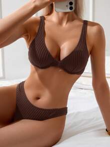 Swim Vcay 简约休闲度假聚拢加厚泳衣套装 - 棕色 - 查看 5