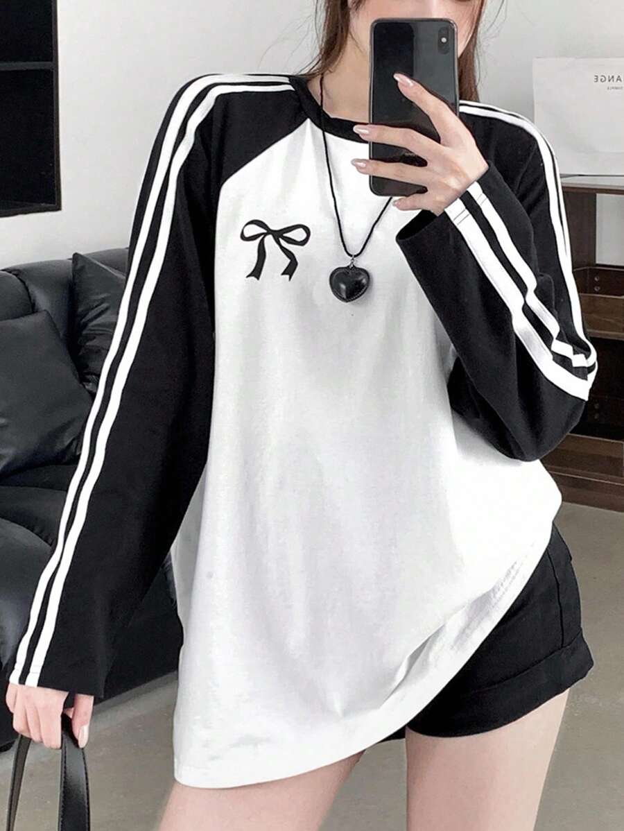 SHEIN Teen Girl Everyday Cotton Blend Drop Shoulder Long T-Shirt With Round Neckline Korean Long Sleeve Kpop Bow T-Shirt For Fall Winter - Black and White - View 1