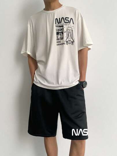 SHEIN Teenager Boys Casual Street Fashion Spaceship & Moon Print Solid Color Comfortable Crew Neck Short Sleeve T-Shirt And Shorts 2-Piece Set, Suitable For Commuting, School, Daily, Vacation, Sports, Spring/Summer