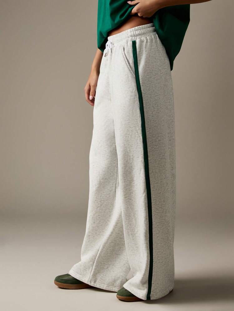 MISSGUIDED Lounge Wide Leg Track And Field Classic Drawstring Stripe Side Sweatpants Varsity Retro Style Fall Winter Loungewear Athleisure Jogger Bottoms