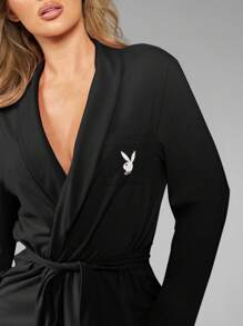 Missguided x Playboy Christmas Classic Long Sleeve Belted Robe With Signature Details - Black - View 5