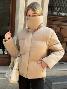 Cloudara Damen Kurze einfarbige Daunenjacke für den Winter - Schwarz - Übersicht 4