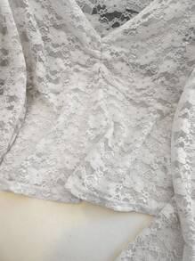 Women's Lace Ruffle V-Neck Long Sleeve Fashionable Blouse Fall Cloth For Women