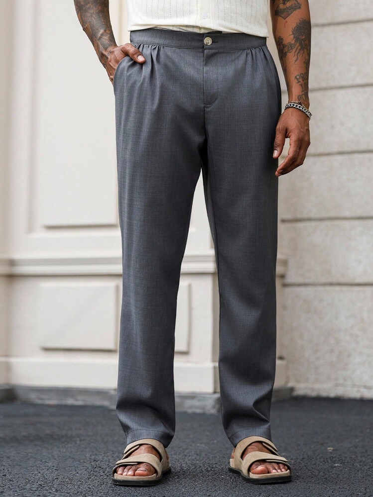 Manfinity Homme Quần âu nam màu trơn có túi xếp ly rộng rãi màu xám Quần âu nam Quần âu nam Quần âu nam - Xám - Xem 1