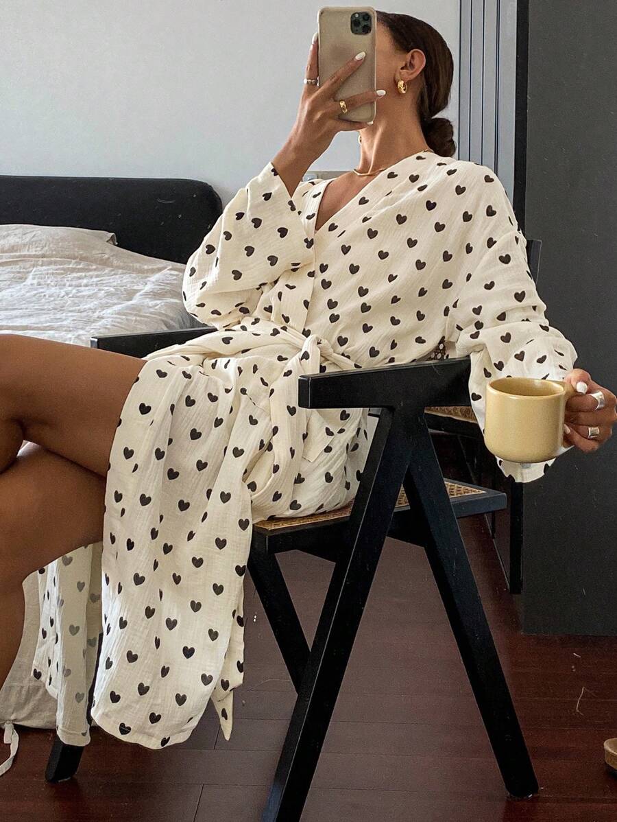 Livesso Heart Pattern Allover Print Long Sleeve Casual Bathrobe With Waist Belt Pajama, Fall, Winter - Black and White - View 1
