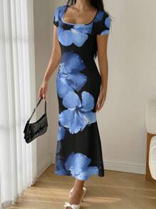 Modelyn 夏季甜心领口美人鱼荷叶边下摆紧身连衣裙 - 彩色 - 查看 6