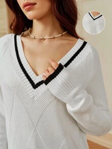 SHEIN Clasi Women's V-Neck Loose Knit Sweater, Patchwork Design, Casual Style, Suitable For School, Thanksgiving, Autumn/Winter - White - View 1